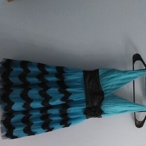 NWT Sears Juniors Blue and Black Dress Size 5 🌹